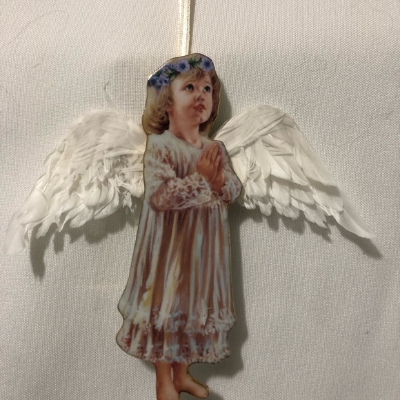 Angel hanging ornaments. The Bradford Editions 1998. - Picture 3 of 5